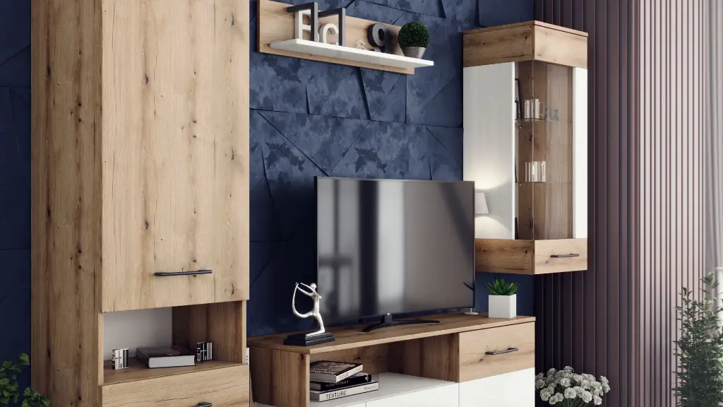 Секция Riana-cam03.webp