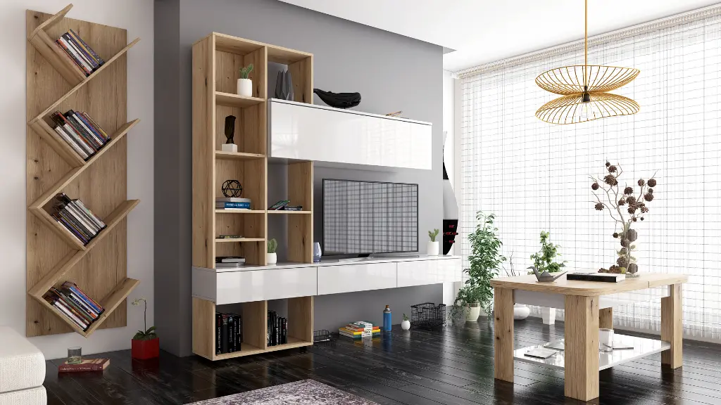 WU Whitney- CEO + WG- cam05.webp