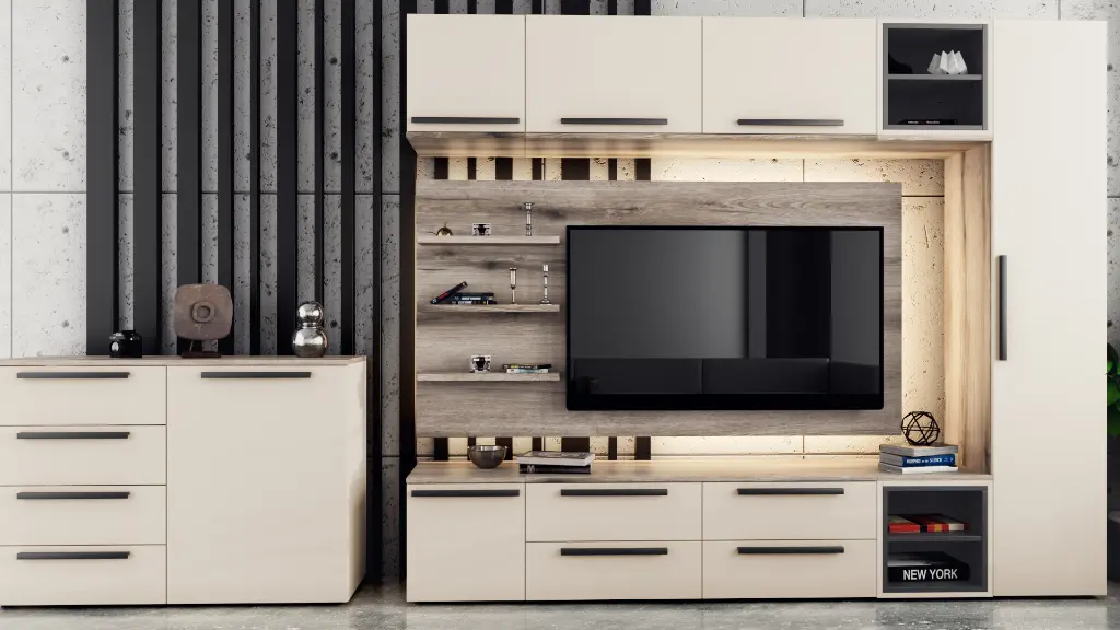 MS Kiara conf.1 FOE + champagne cam02.webp