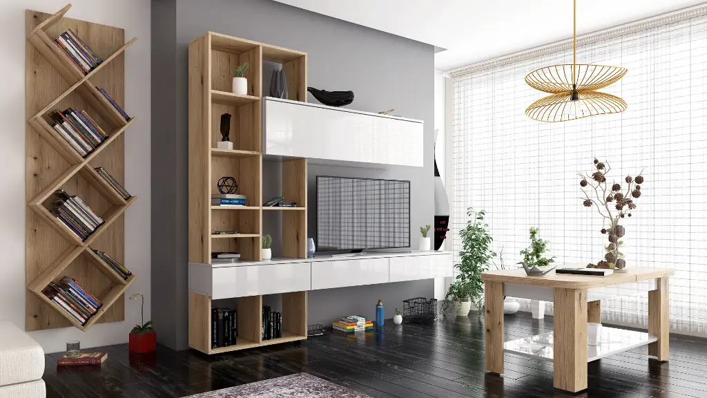 WU Whitney- CEO + WG- cam01.webp